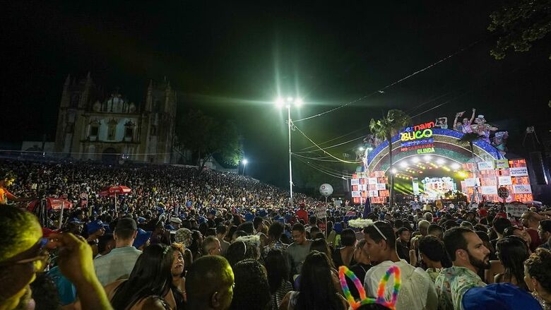 Palco Pernambuco Meu País, na Praça do Carmo, em Olinda - Foto: Divulgação/Prefeitura de Olinda 