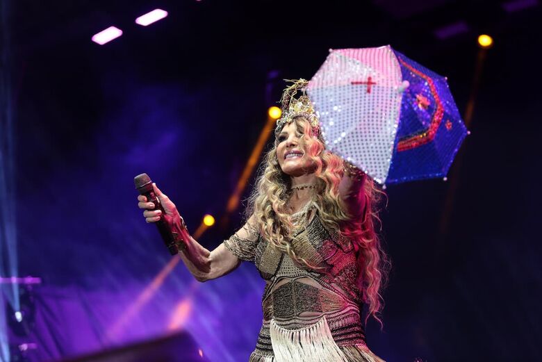 Segundo dia de apresentações do Carnaval do Recife no Marco Zero. Foto: Rafael Melo/Folha de Pernambuco