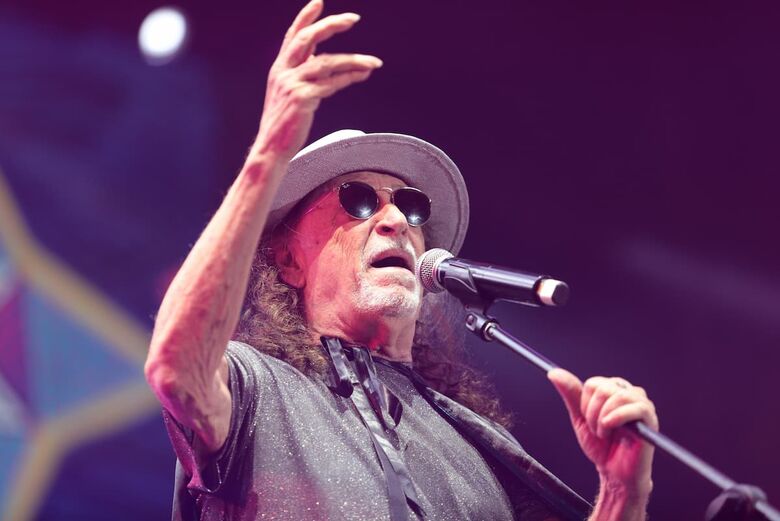 Segundo dia de apresentações do Carnaval do Recife no Marco Zero. Foto: Rafael Melo/Folha de Pernambuco