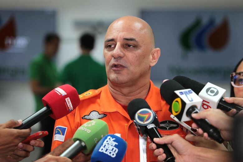 Coronel George Farias, diretor integrado especializado do Corpo de Bombeiros | Foto: Rafael Melo/Folha de Pernambuco