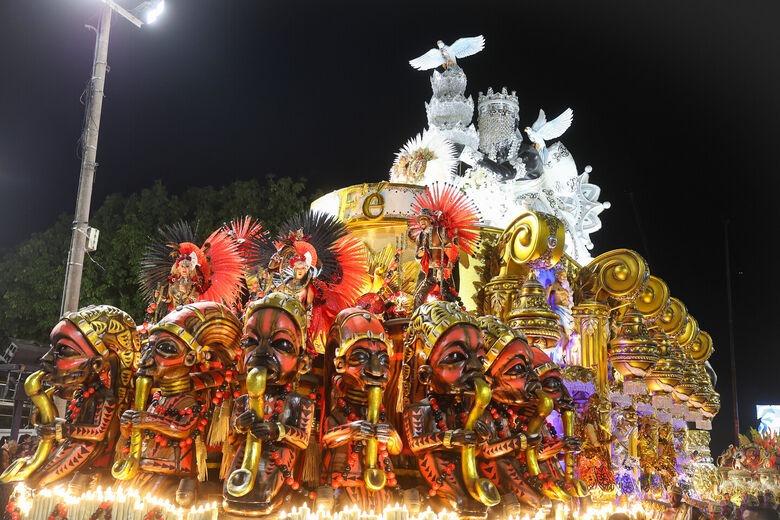Desfile da Beija-Flor em 2025 | Foto: Tomaz Silva/Agência Brasil