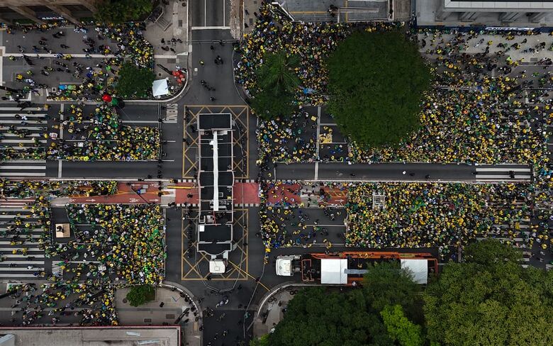 Manifestação pede anistia a presos por causa do 8 de janeiro | Foto: Miguel Schincariol/AFP