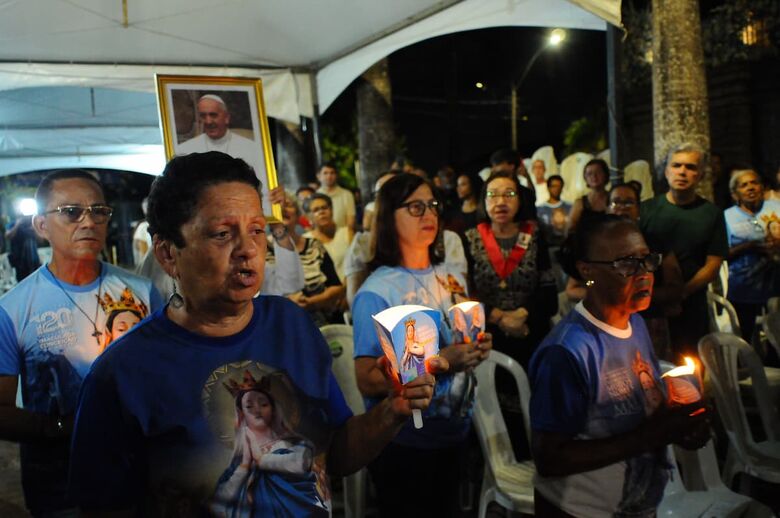 Missa em sufrágio do papa Francisco no Santuário do Morro da Conceição. Foto: Ricardo Fernandes/Folha de Pernambuco.