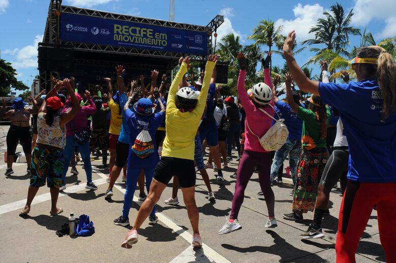 'Recife em Movimento' oferece serviços gratuitos para quem deseja uma vida saudável. Foto: Ricardo Fernandes/Folha de Pernambuco