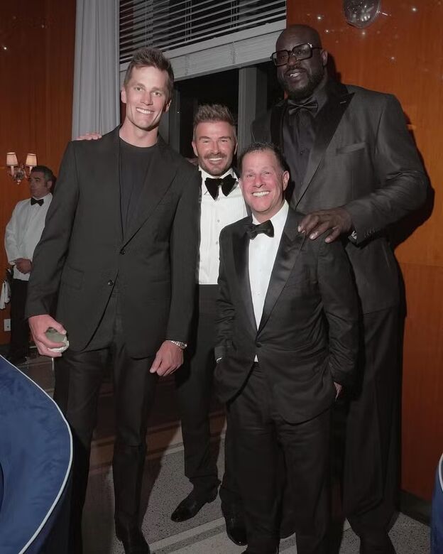 Tom Brady e Shaquille O'Neal na festa de Beckham  Foto: Reprodução