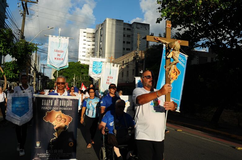 'Jubileu da Espiritualidade Mariana' acontece a cada 25 anos e junta fiéis, em todo o mundo | Fotos: Ricardo Fernandes/Folha de Pernambuco