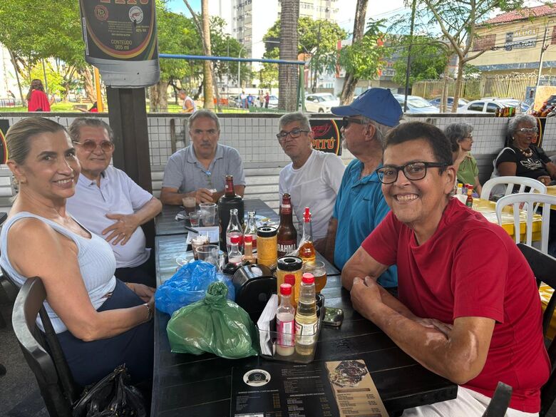 Encontro de amigos de José Américo Lopes Góis . Foto: Arquivo Pessoal 