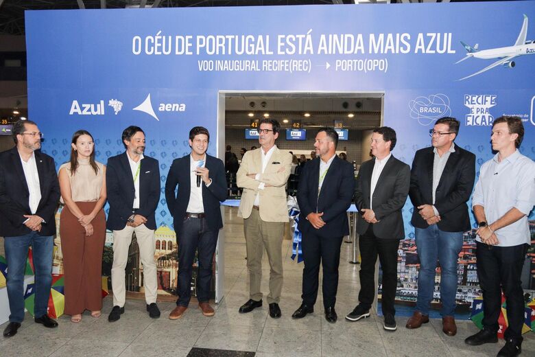 Azul Linhas Aéreas inaugura voo direto Recife-Cidade do Porto, em Portugal | Foto: Walli Fontenele/Folha de Pernambuco