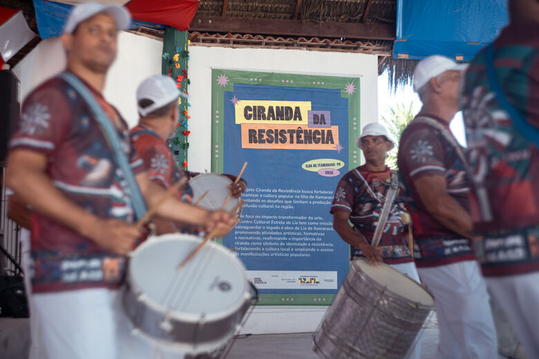 Com Lia de Itamaracá, a Ciranda da Resistência chega a sua terceira edição após atividades realizadas no Carnaval e no Dia do Trabalhador, na Ilha de Itamaracá. Foto: Ytallo Barreto
