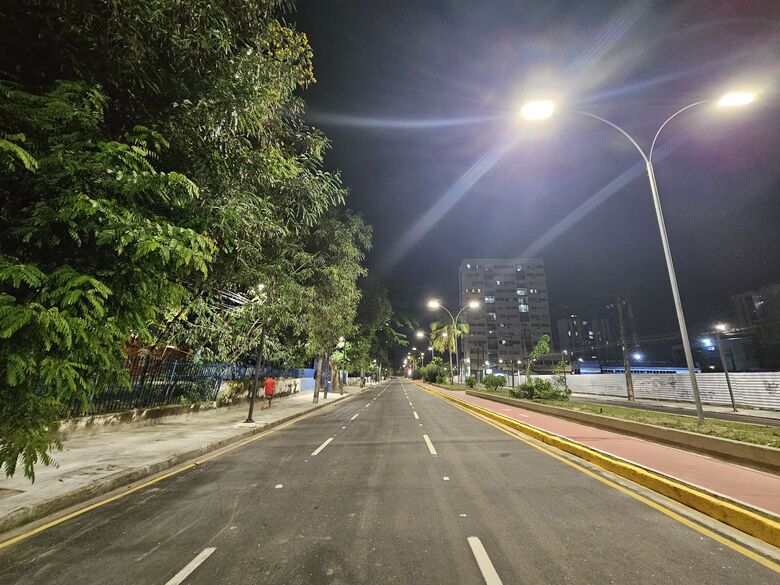 Obras na avenida Mário Melo foram entregues à população | Foto: Wagner Ramos/Prefeitura do Recife