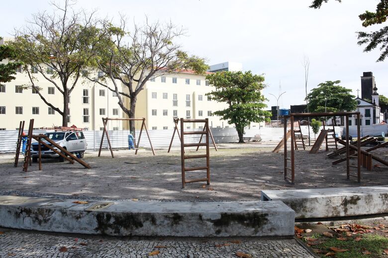 A Comunidade do Pilar, no Bairro do Recife, também conta com um parque e espaços de lazer voltados para as crianças. Foto: Davi de Queiroz/Folha de Pernambuco