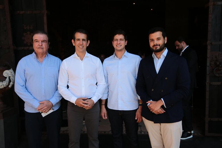 Com mais de 200 empresários, Experience Club realiza