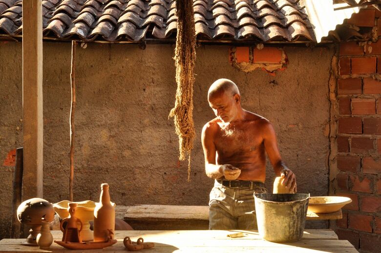 A arte do barro. Foto: Walli Fontinele