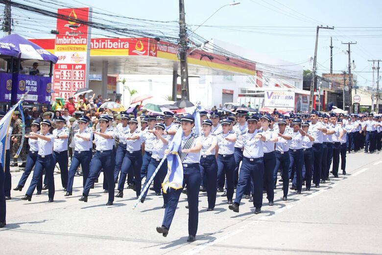 Desfile cívico-militar no Recife | Foto: Matheus Ribeiro/Folha de Pernambuco