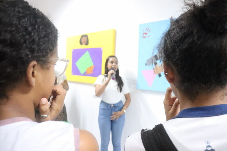 A exposição itinerante tem o apoio da Organização Internacional Freedom Found e a parceria do governo municipal. Foto: Rosana Olegário.