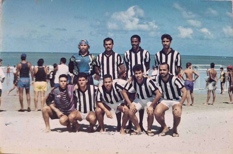 Equipe masculina do Campeonato de Futebol de Praia. Foto: Cortesia