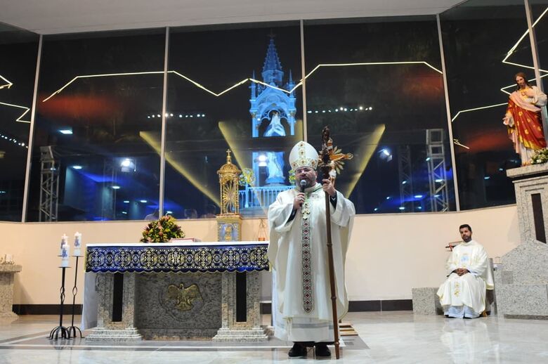 Cerimônia e missa de reinauguração da imagem da santa do Santuário de Nossa Senhora da Conceição, após um período de 45 dias de restauração. Foto: Ricardo Fernandes/Folha de Pernambuco