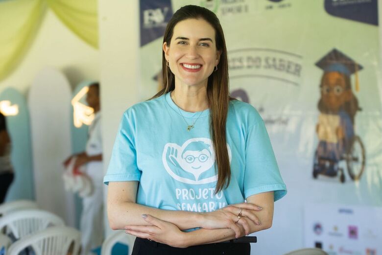 Doutora Camila Ventura, médica e coordenadora do Projeto Semear da Fundação Altino Ventura. Foto: Leandro de Santana/Folha de Pernambuco