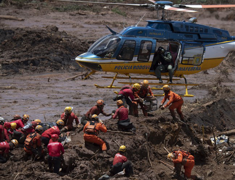 Algumas comunidades em Brumadinho ficaram soladas pela lama