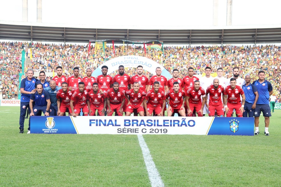 Elenco campeão da Série C 2019