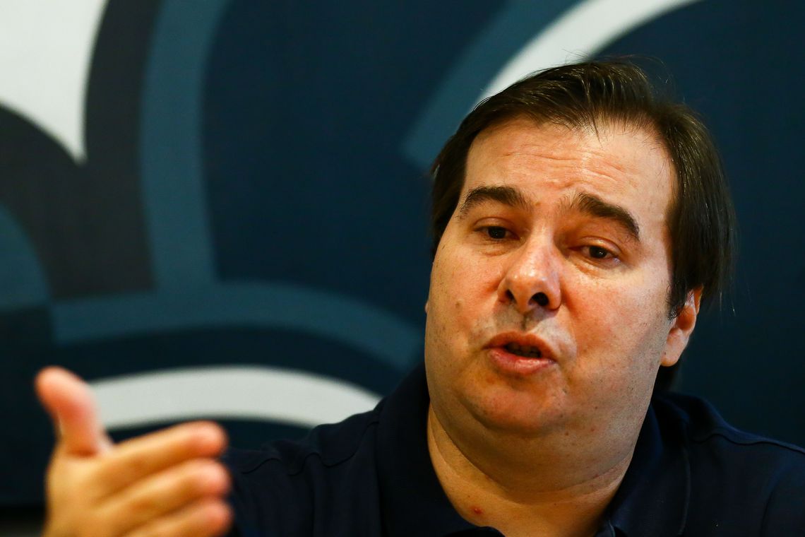 Rodrigo Maia Diz Que Nao Ironizou William Bonner Ao Falar Sobre Uso De Mascara Folha Pe