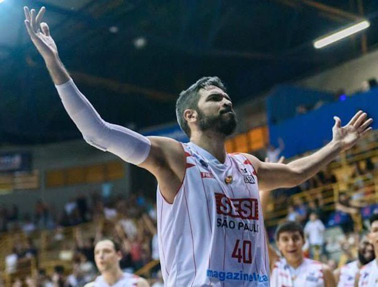 O ala André Goes está de volta ao Sesi Franca na temporada 2020/2021 do Novo Baquete Baquete Brasil (NBB)