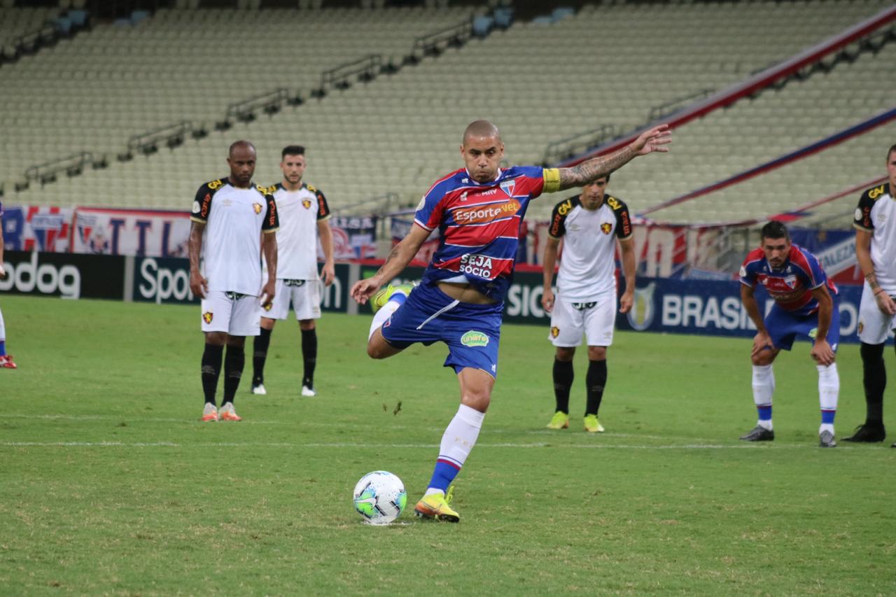Wellington Paulista foi o autor do único gol do duelo