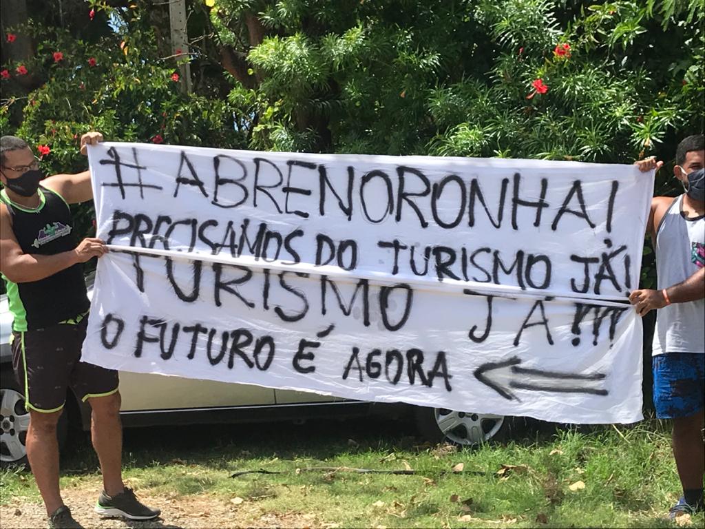 Em Noronha, protesto reúne diversos representantes do setor