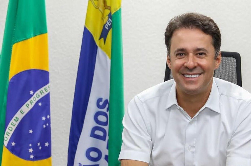 Anderson Ferreira, Do PL, é Reeleito Prefeito De Jaboatão Dos ...