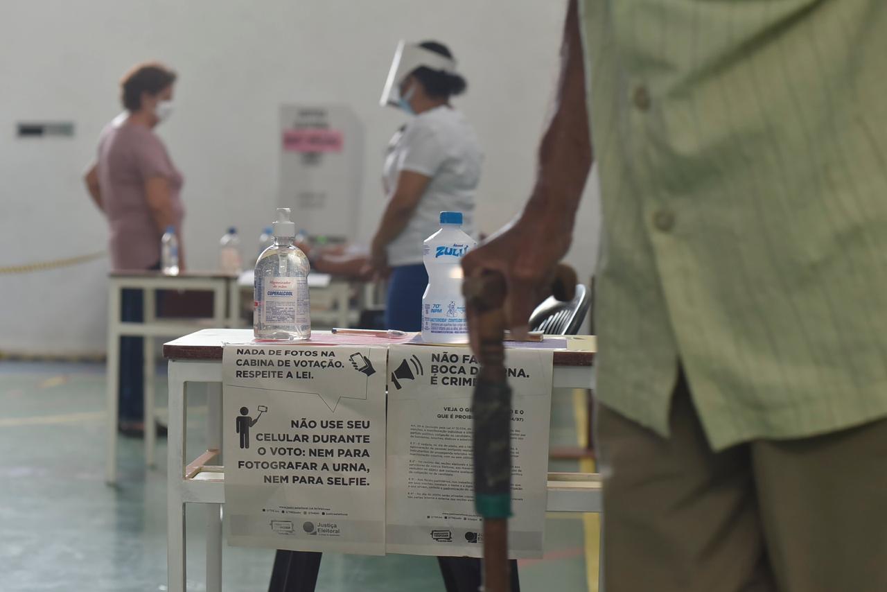 Votação na Estância - Foto: Rafael Furtado/Folha de Pernambuco