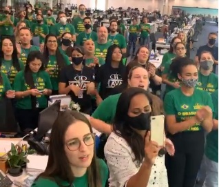 Evento das lojas Havan com o boxeador Esquiva Falcão