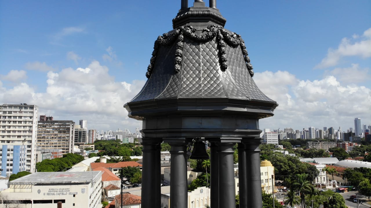 Obra de restauro da Torre do Relógio da FDR