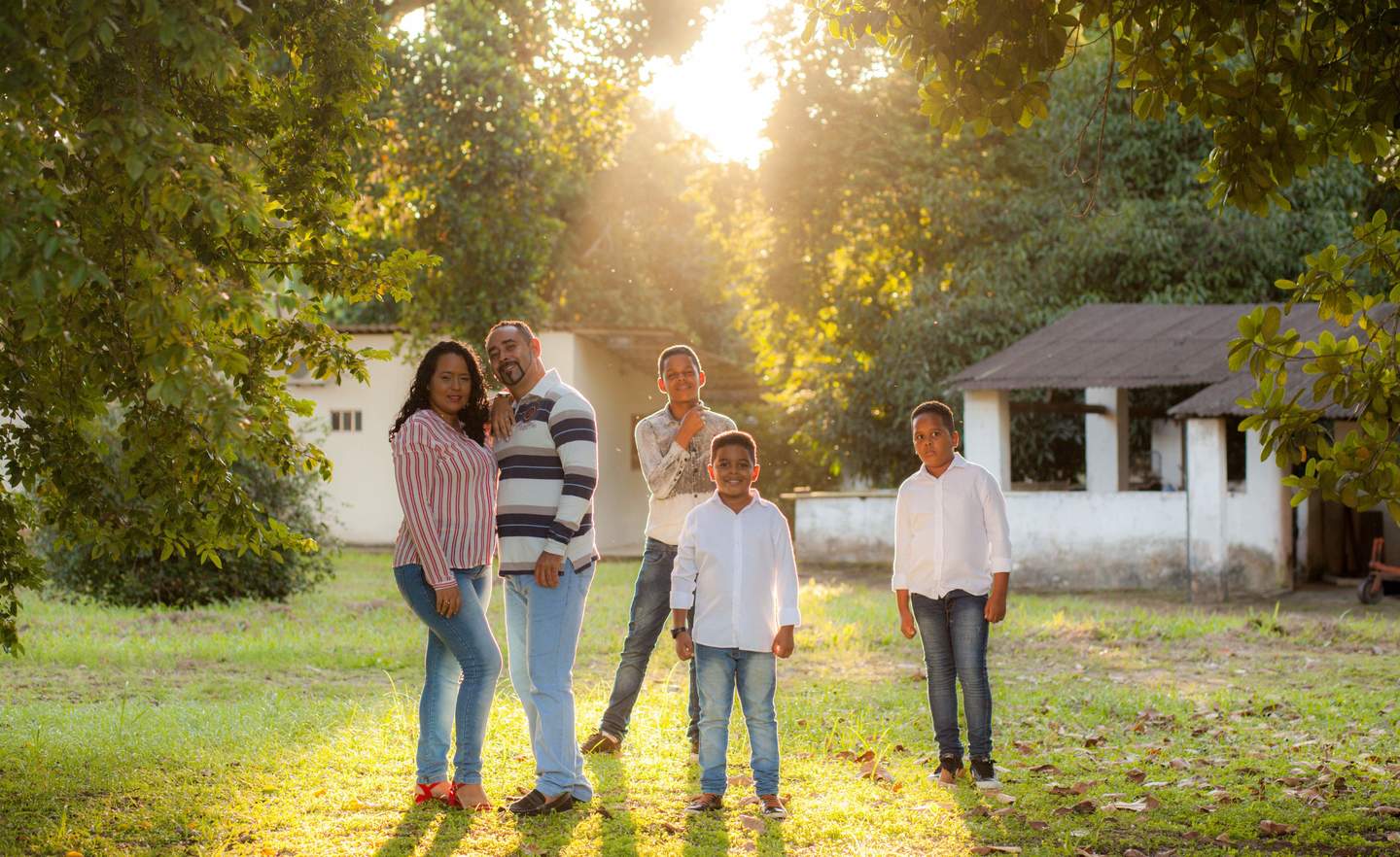 Em 2019, Gleiz Patrícia e Rafael Araújo adotaram Edinho, 14; André, 8; e Andrey, 7