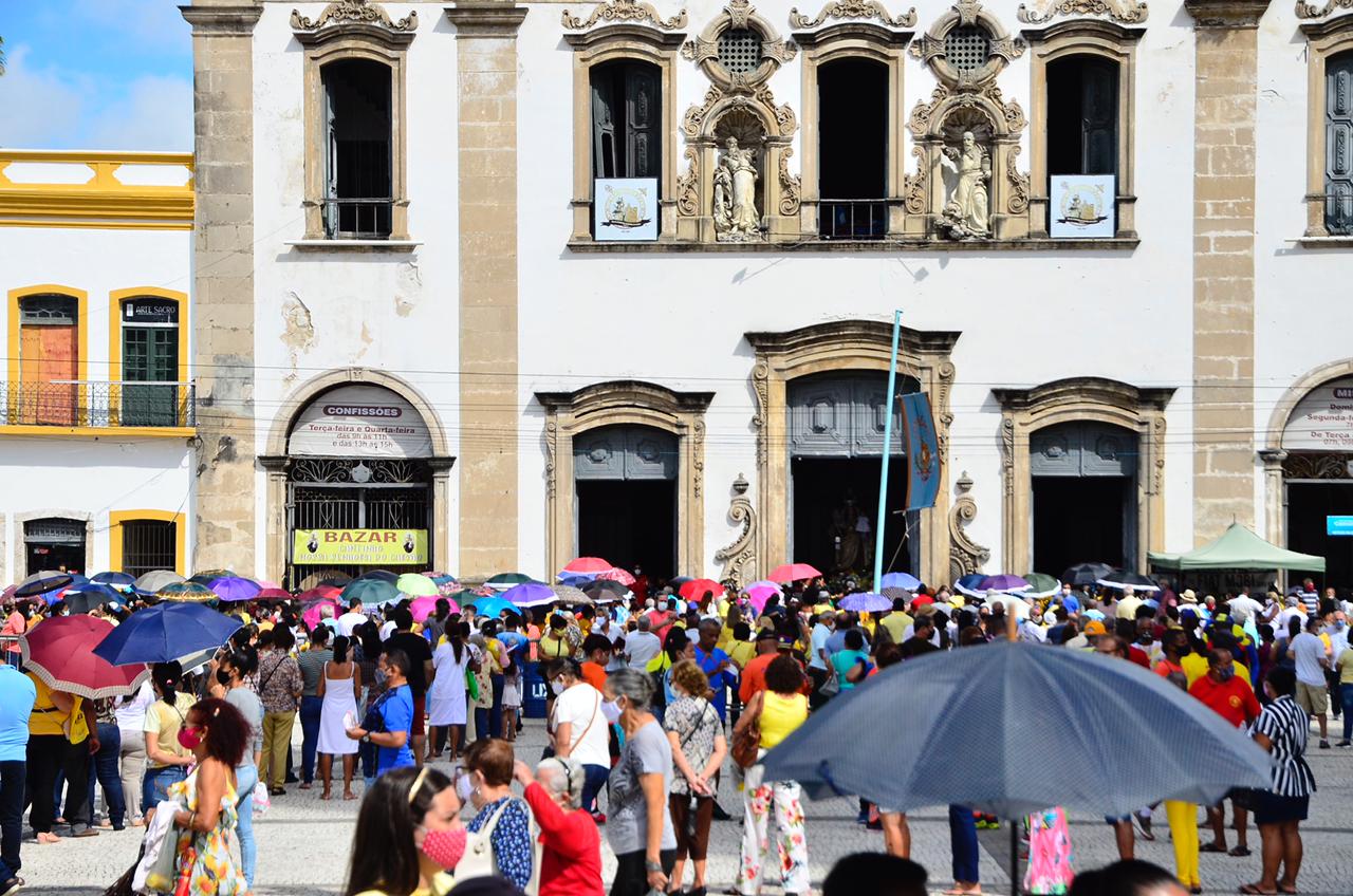 Celebração pelo dia de Nossa Senhora do Carmo, padroeira do Recife