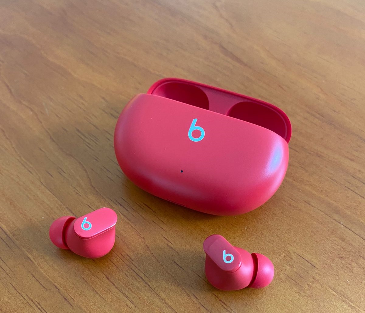 Beats Studio Buds é escolha estilosa para o dia a dia