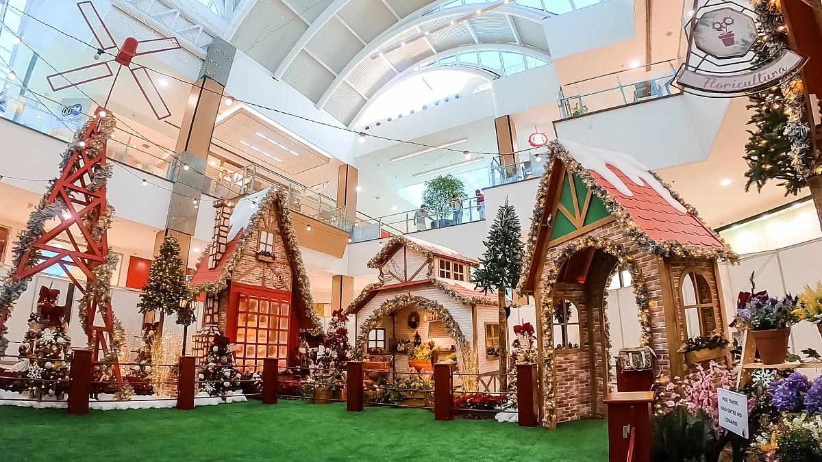Decoração de natal do Shopping Tacaruna em 2021