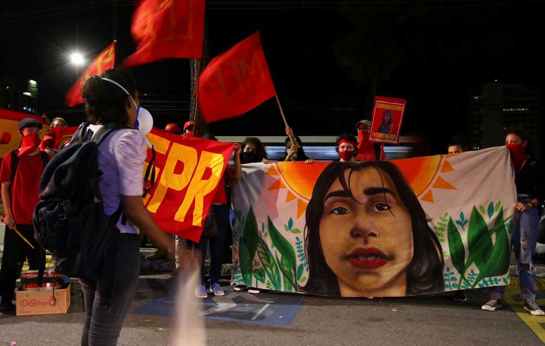 Caso Remis: manifestantes diante do fórum