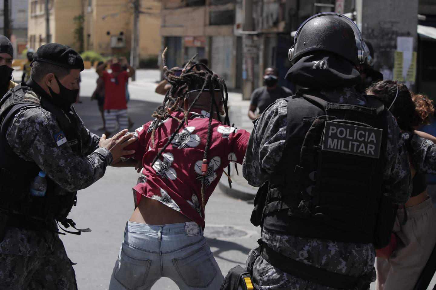 Ação Policial para dispersar os manifestantes 