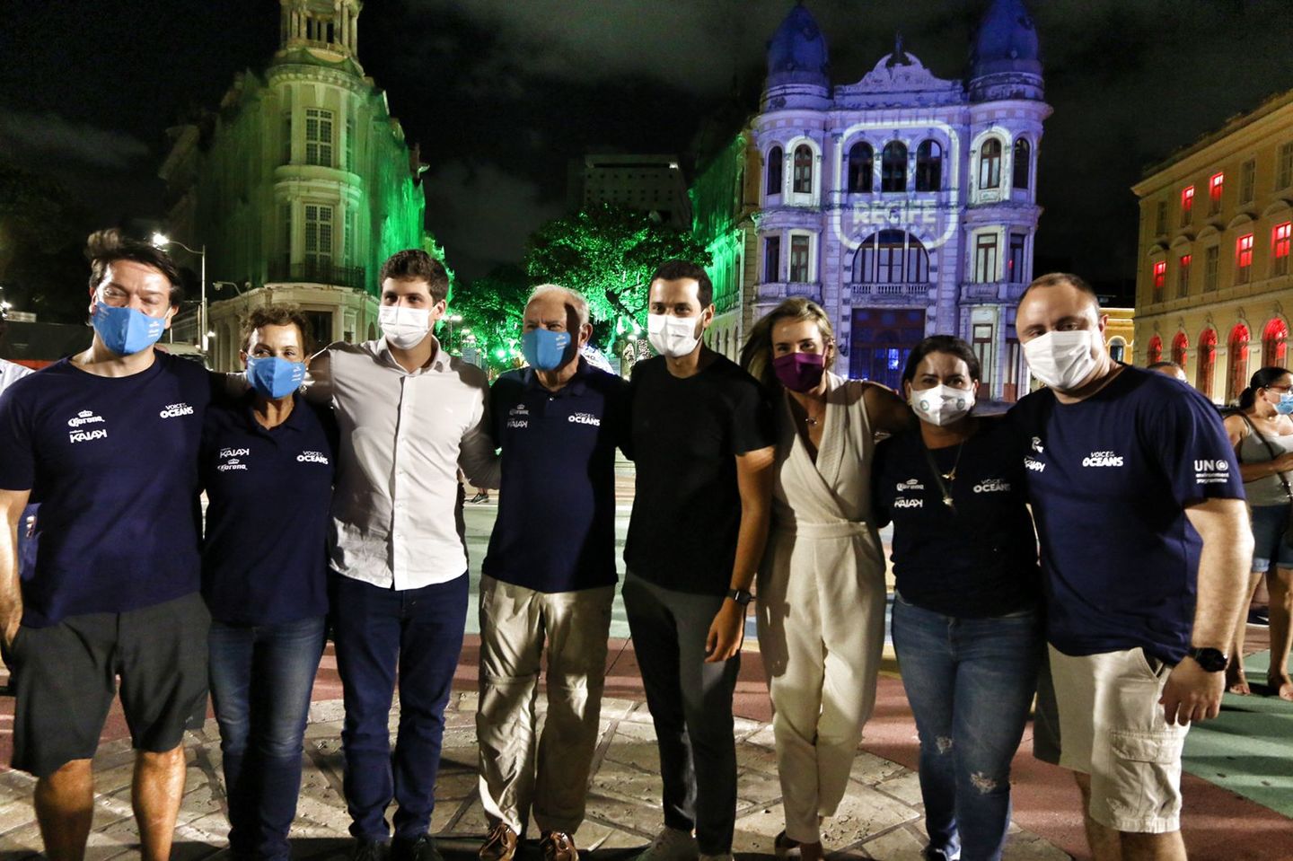 Voz do Oceano ilumina o centro do Recife