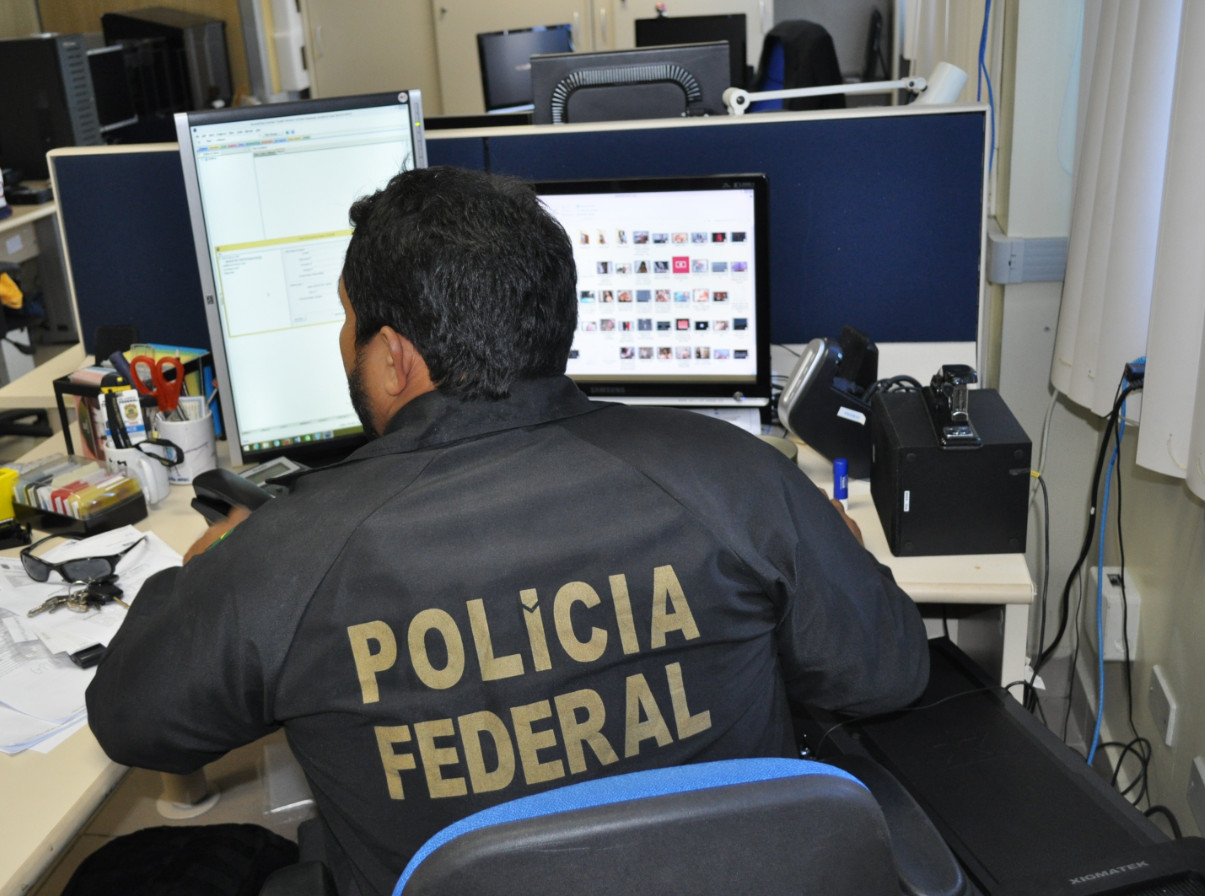 PF prende em Caruaru suspeito de abuso sexual contra crianças - Folha PE