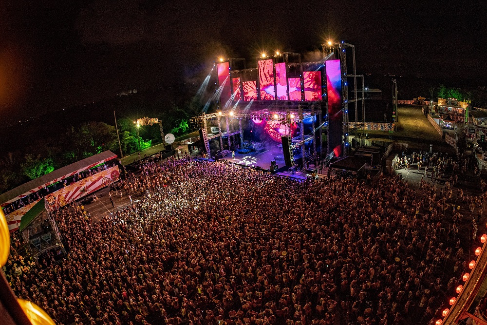 Micareta São Paulo reúne grandes nomes do axé, funk, pop e eletrônico