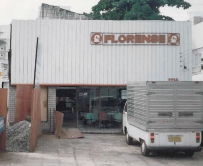 Fachada da primeira loja Florense em 1988