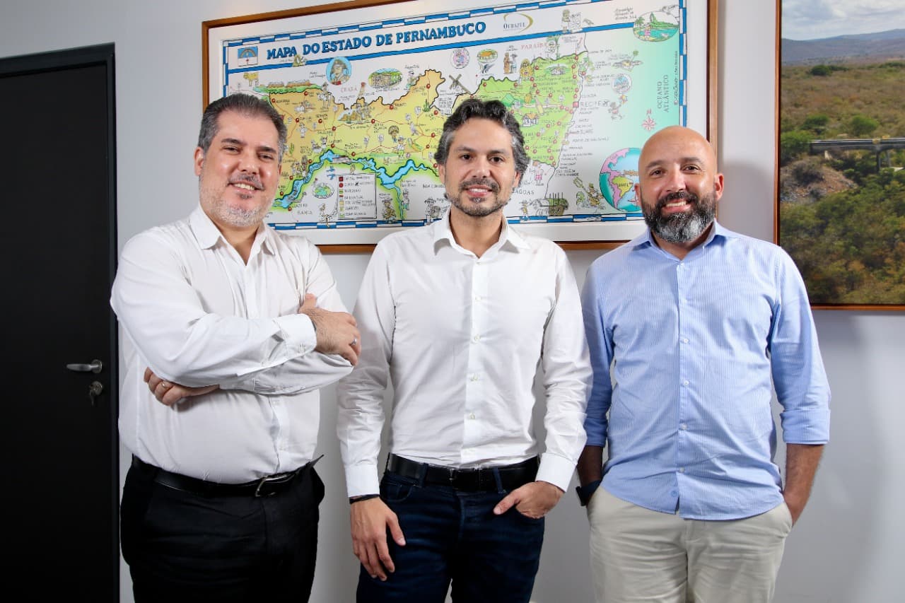 Marlos Macedo, Tiago Carneiro e Alexandre Barbosa revelam a importância da ACP | Foto: Ed Machado/Folha de Pernambuco