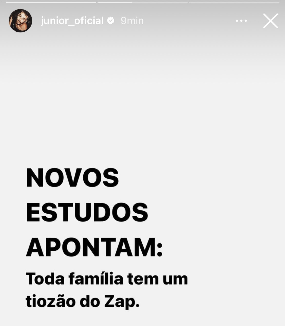 Junior ironiza o tio em publicação no Instagram