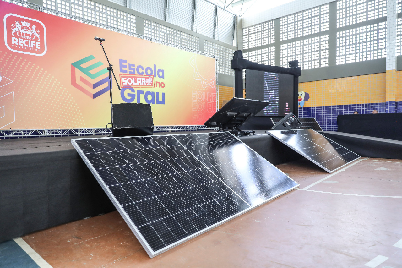 Escolas e creches públicas do Recife vão participar do programa Escola Solar no Grau