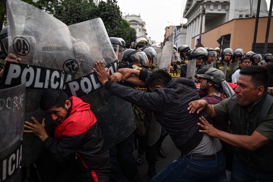 Protestos marcaram dias após prisão do ex-presidente do Peru, Pedro Castillo