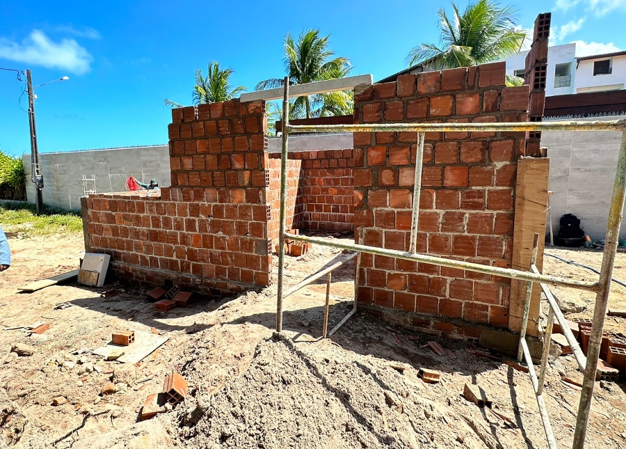 Segundo moradores, construção atrapalha acesso à praia de Tamandaré