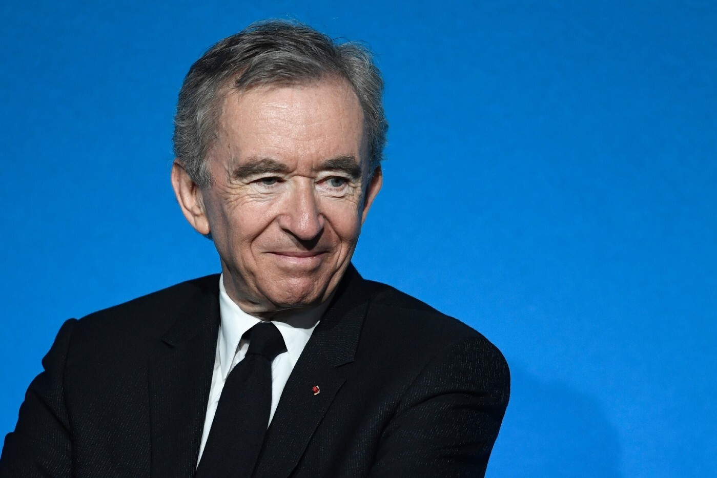 Bernard Arnault, homem mais rico do mundo é dono da Louis Vuitton