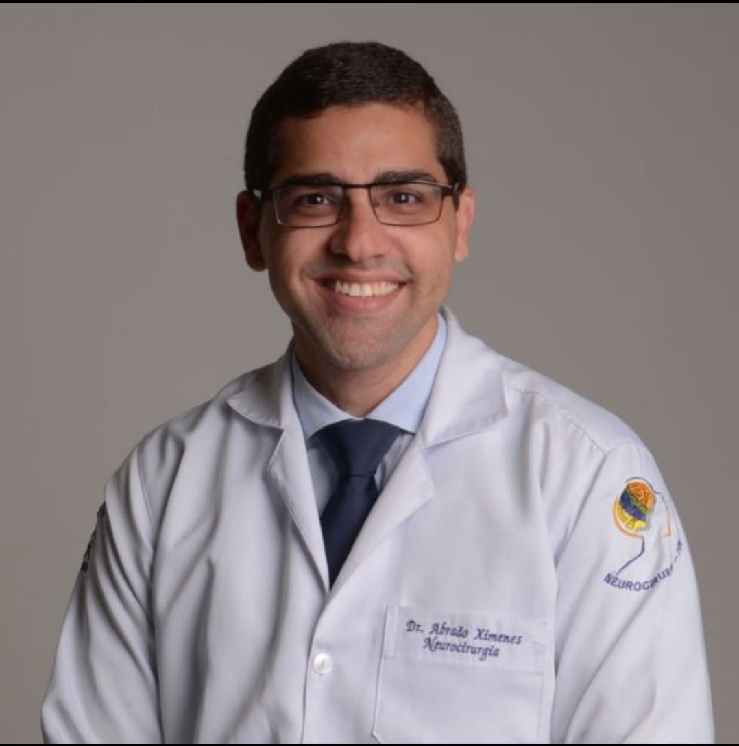 Neurocirurgião Abraão Ximenes