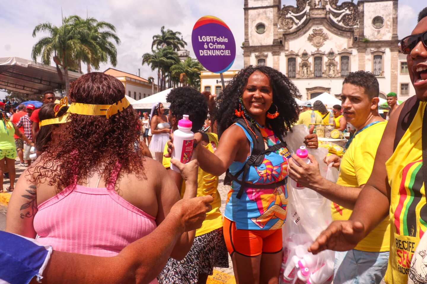 Não ao preconceito: Campanha para sensibilizar o turista e o recifense 